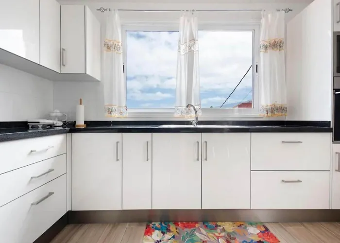 In Garachico With Mountain Views 別荘 Genovés