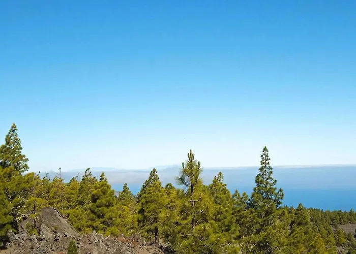 In Garachico With Mountain Views Semesterbostad