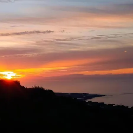 بيت للعطل In Garachico With Mountain Views